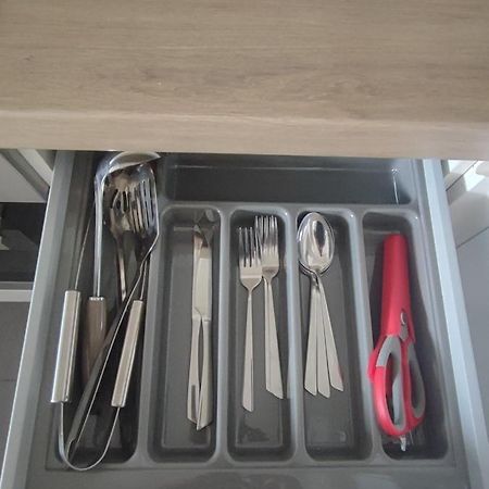 Chic Et Moderne+Wifi+Netflix Apartment Argenteuil Ngoại thất bức ảnh