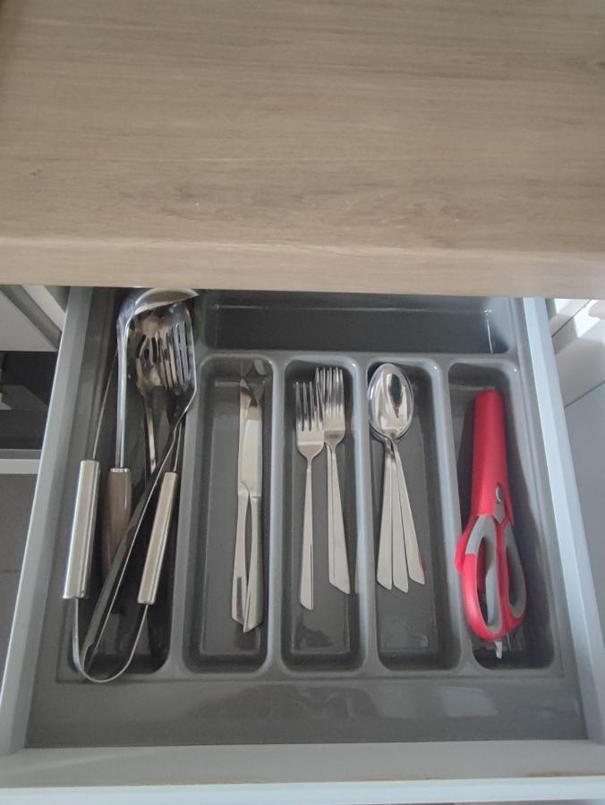 Chic Et Moderne+Wifi+Netflix Apartment Argenteuil Ngoại thất bức ảnh