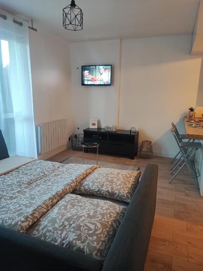 Chic Et Moderne+Wifi+Netflix Apartment Argenteuil Ngoại thất bức ảnh
